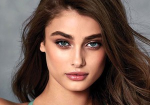 Victoria s Secret Gzeller Gzeli Yeni Melei Taylor Hill i Tantt