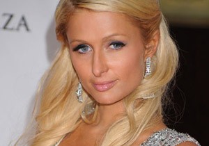 Paris Hilton dan lan- Ak