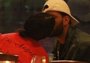 Selena Gomez ile The Weeknd fena yakaland