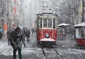 STANBUL DKKAT! METEOROLOJ O GN N UYARI YAPTI! OK DDETL KAR GELYOR